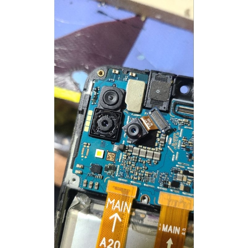 kamera depan Samsung a20 kamera belakang Samsung a20