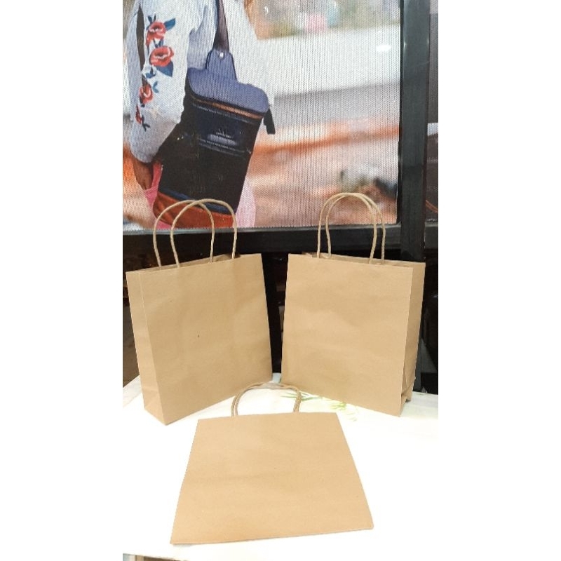 

Paperbag Okey Polos / Paperbag Polos Okey Harga Per 1 Pak Isi 10 Pcs