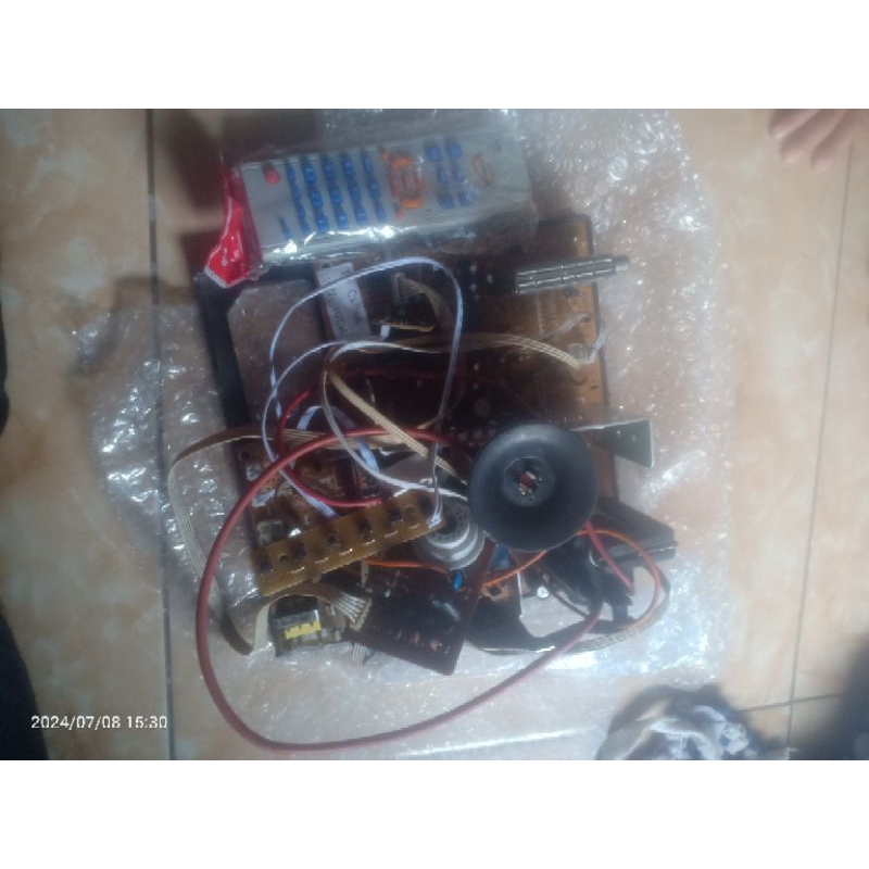 mesin tv tabung/flat 21" second