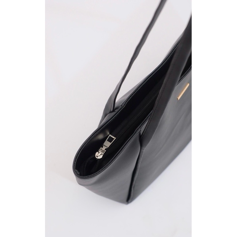 Zara Shoulder bag/shoulder bag/ Shoulder Bag besar/ Shoulder bag kekinian/Shoulder bag kampus/Should