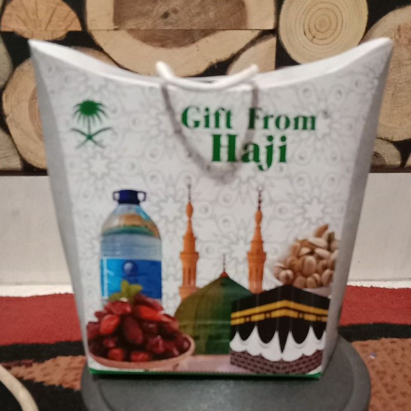 

Dus Tali Oleh-oleh Haji dan Umrah