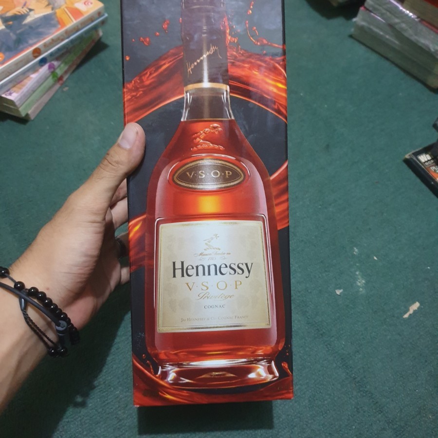 Pajangan Rumah : Botol Miras Hennesy Original lengkap dus