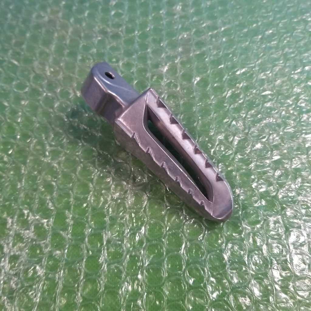 footstep kanan honda vario 150 esp K59J (2018 - 2022) original