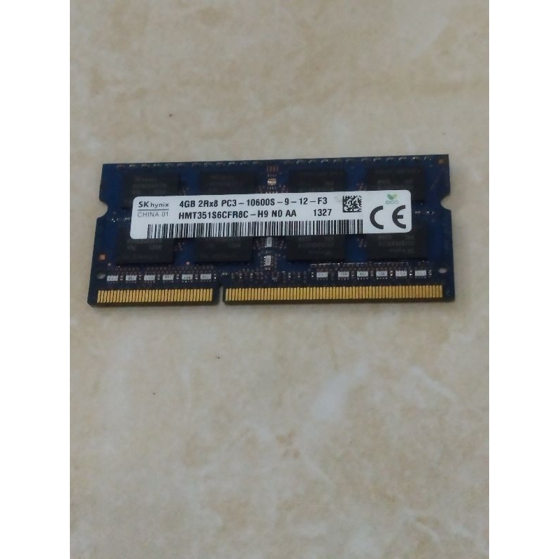 ram laptop sodim skhynix 4gb ddr3 pc3 speed 10600 kode 2D