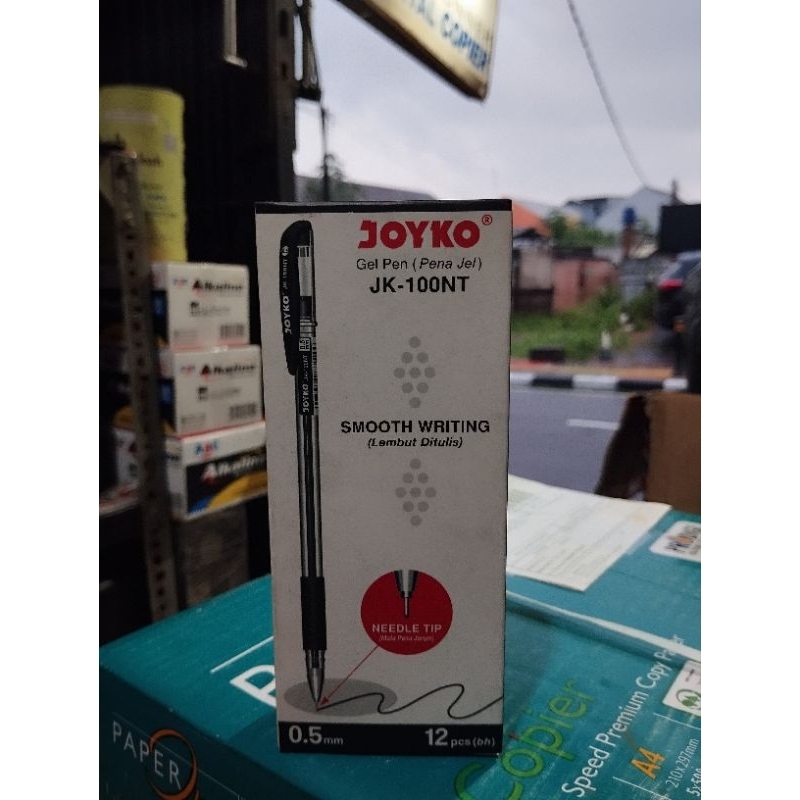 

Pulpen Gel Joyko JK 100Nt 0.5 mm hitam 1 pack isi 12 pcs