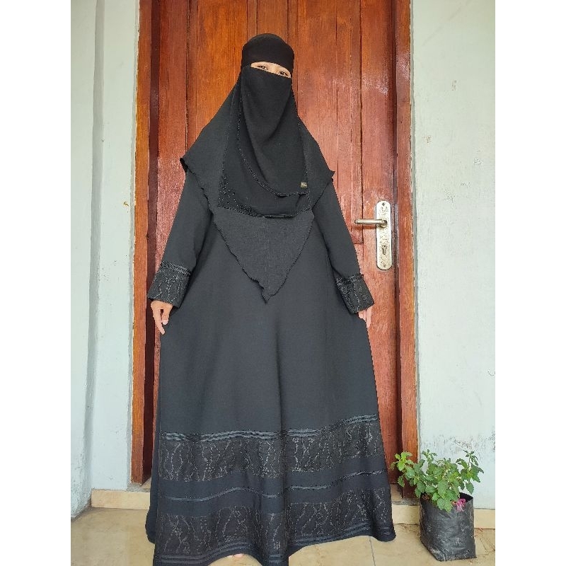 Khimar.hitam.khas.temboro