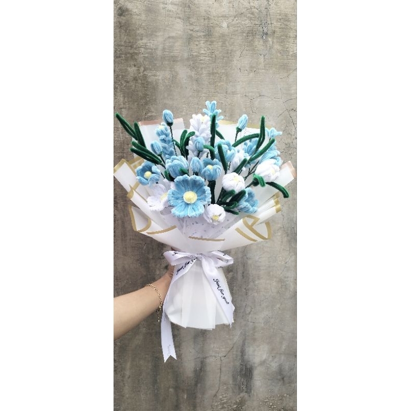 BOUQET FLOWER BUKET BUNGA BUNGA KAWAT BULU