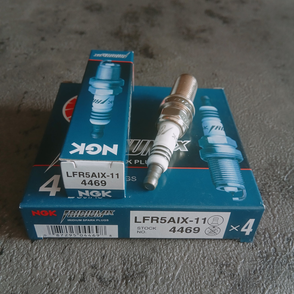 Busi Iridium NGK LFR5AIX-11 Nissa Xtrail T30 Serena C24 Innova Hilux Fortuner Grandis Xpander Mirage