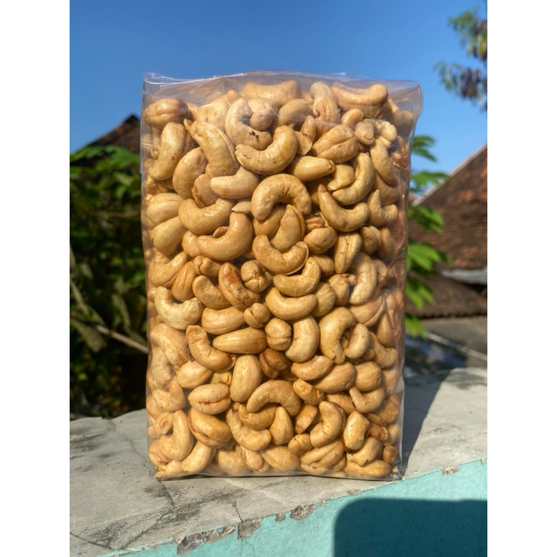 

kacang mete mede matang utuh 1000 gram