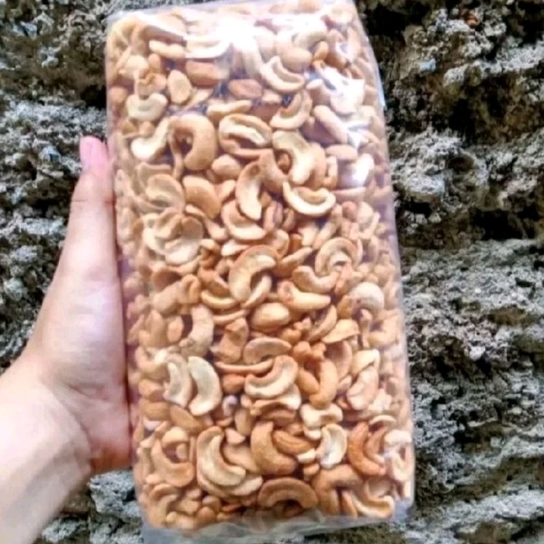 

kacang mete patahan matang original+daun jeruk 1kg (Termurah)