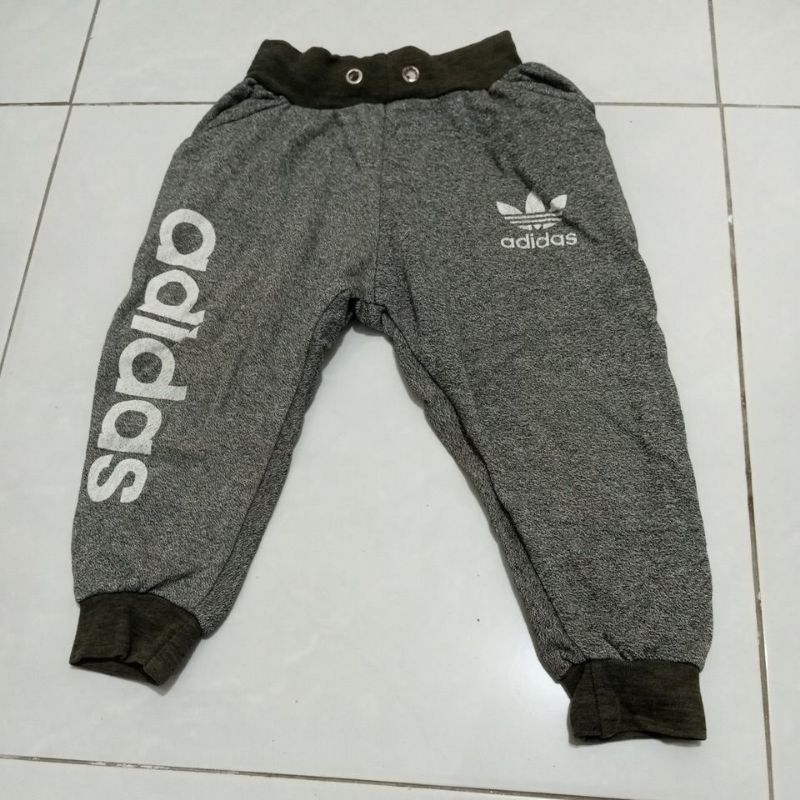 PRELOVED CELANA ANAK LAKI LAKI