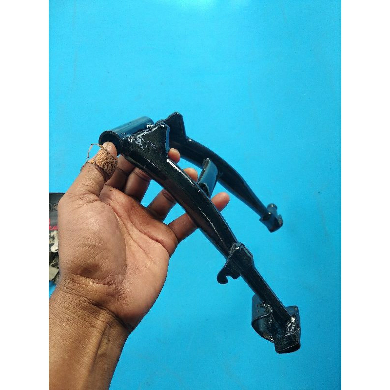 Standar tengah Honda C50 C70 C90 Pispot C100 Unyil