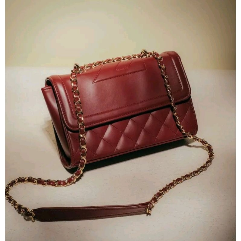 Zaskia Sungkar Queen BAG new