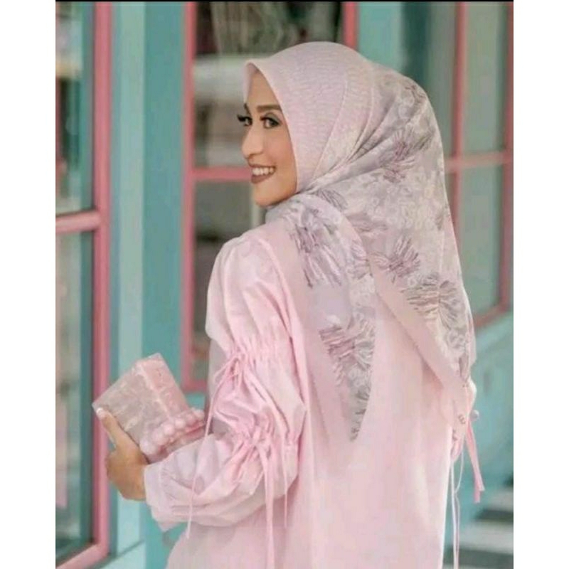 Buttonscarves Preloved Les Amities Reborn- Peony