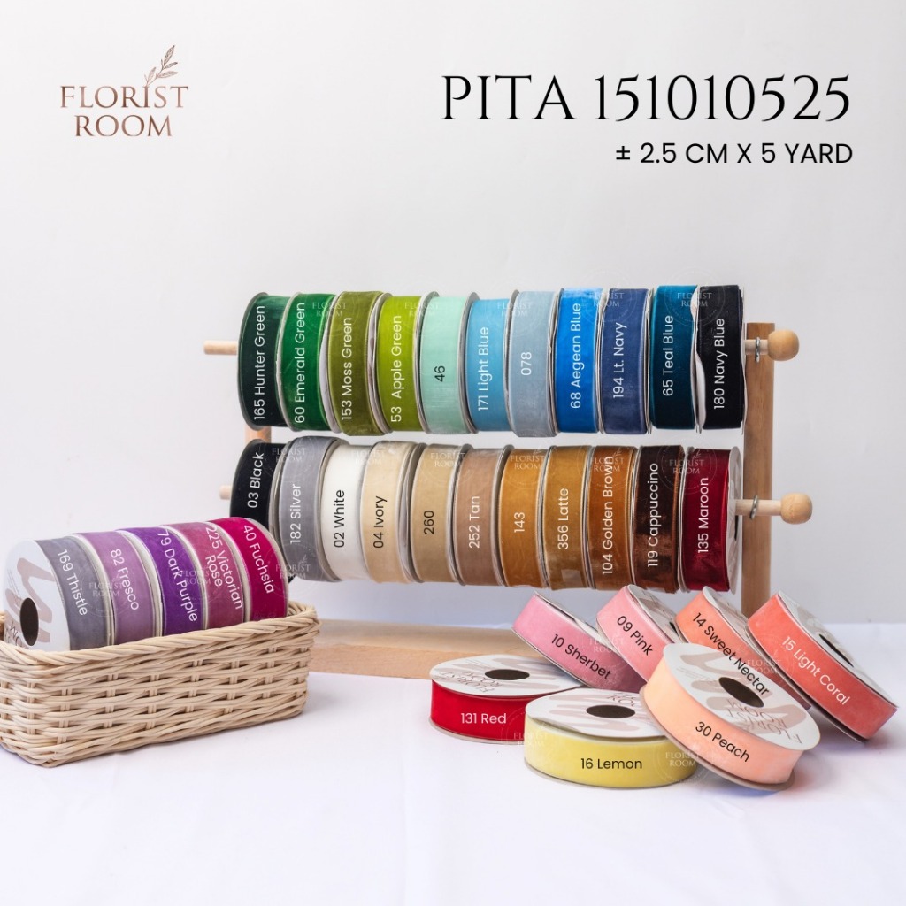 

BELUM DIBENTUK - Velvet Ribbon ±2.5cm x 5 yard - Pita Beludru Kode = 151010525 - Hamper - Kado