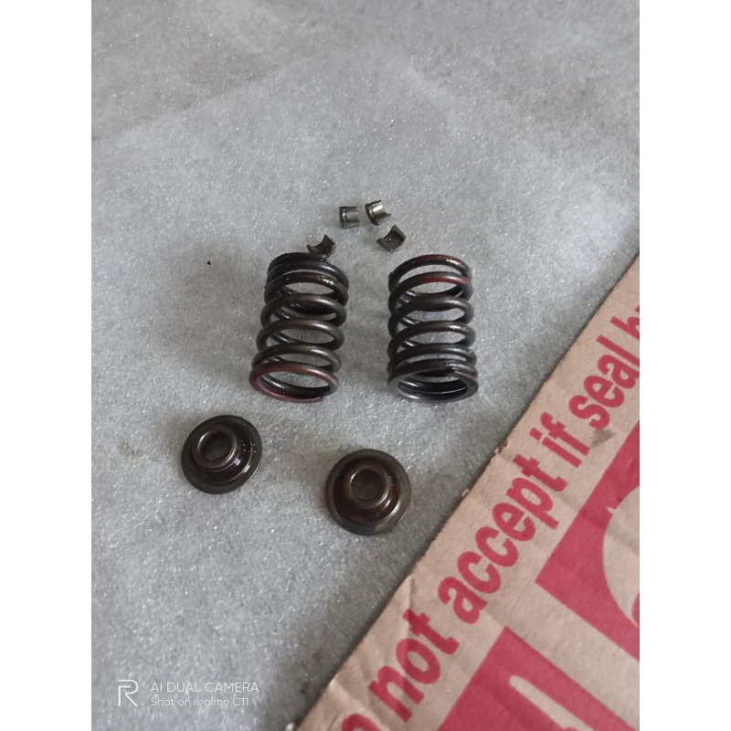 per klep topi klep retainer kuku klep KYZ supra125 injeksi ori copotan motor