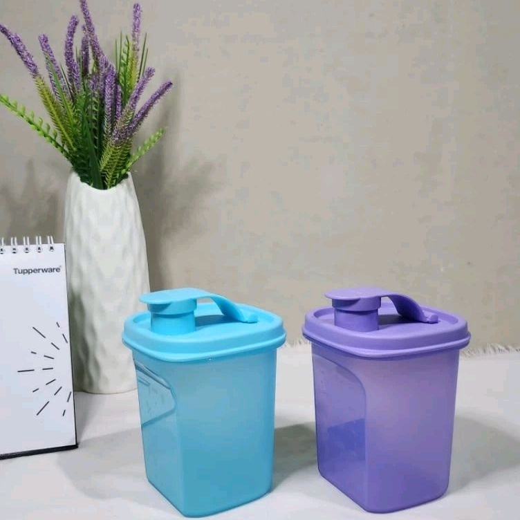 42. Mini Slim Line Tupperware