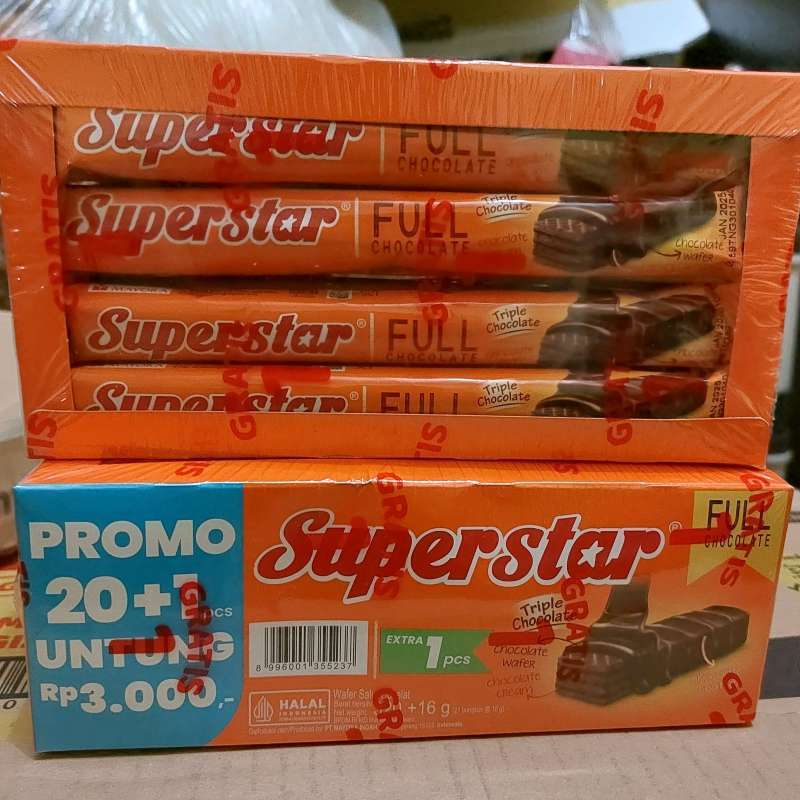 

Superstar 16 gram / Superstar TRIPLE Chocolate isi 20 pcs / Wafer Coklat Superstar Super Star Per Box Isi 20 Pcs x 16g