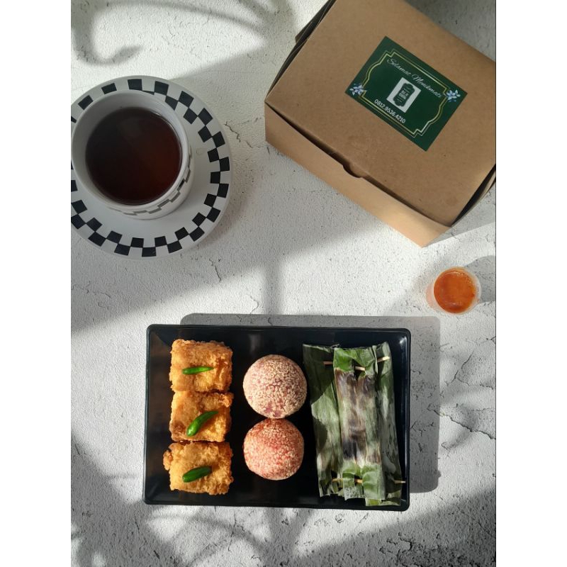 

Snack Box Paket A (Minimun Pembelian 10 Box)