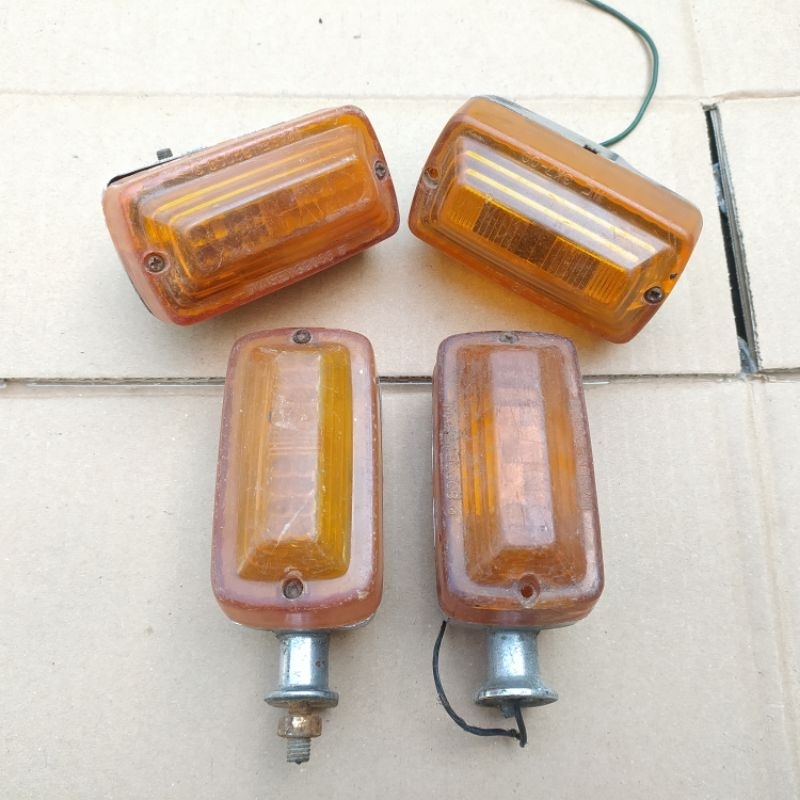 Lampu Sen Sein Assy Lampu Reteng Reting Depan Belakang Yamaha V75 V80 Original TERMURAH