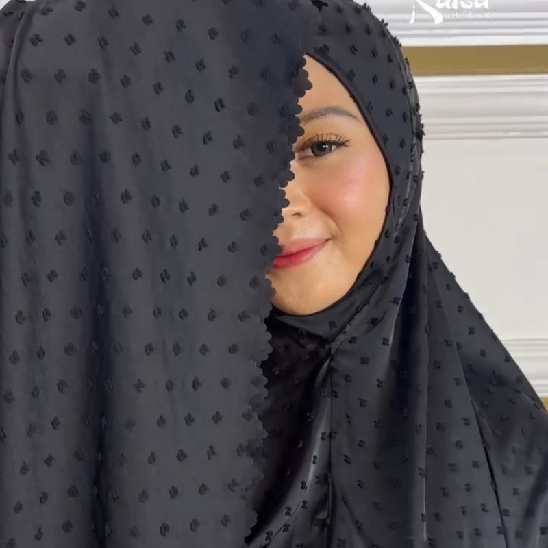 Mukena Silky Premium Jumbo Mewah   Bahan Silky Dotty Cantik Elegan Menutup Dagu Warna Hitam Polos