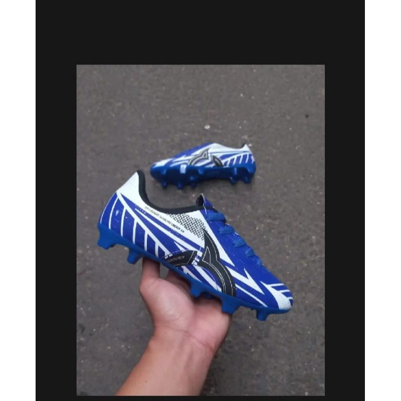 sepatu bola anak anak SD SMP ukuran 33 34 35 36 37 38