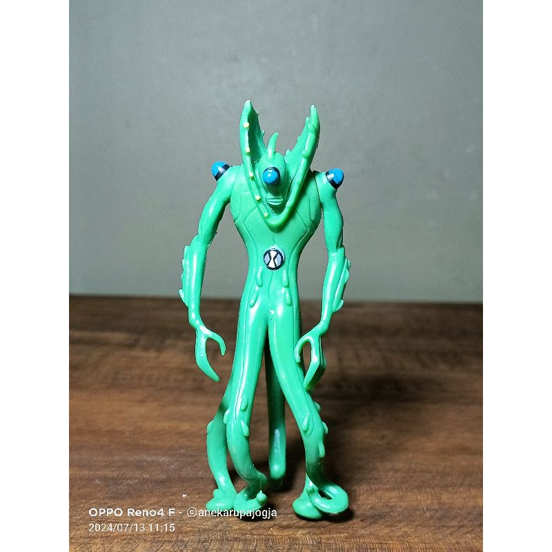 action figure ben 10 alien wildvine