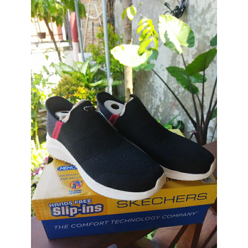 skechers slip ins