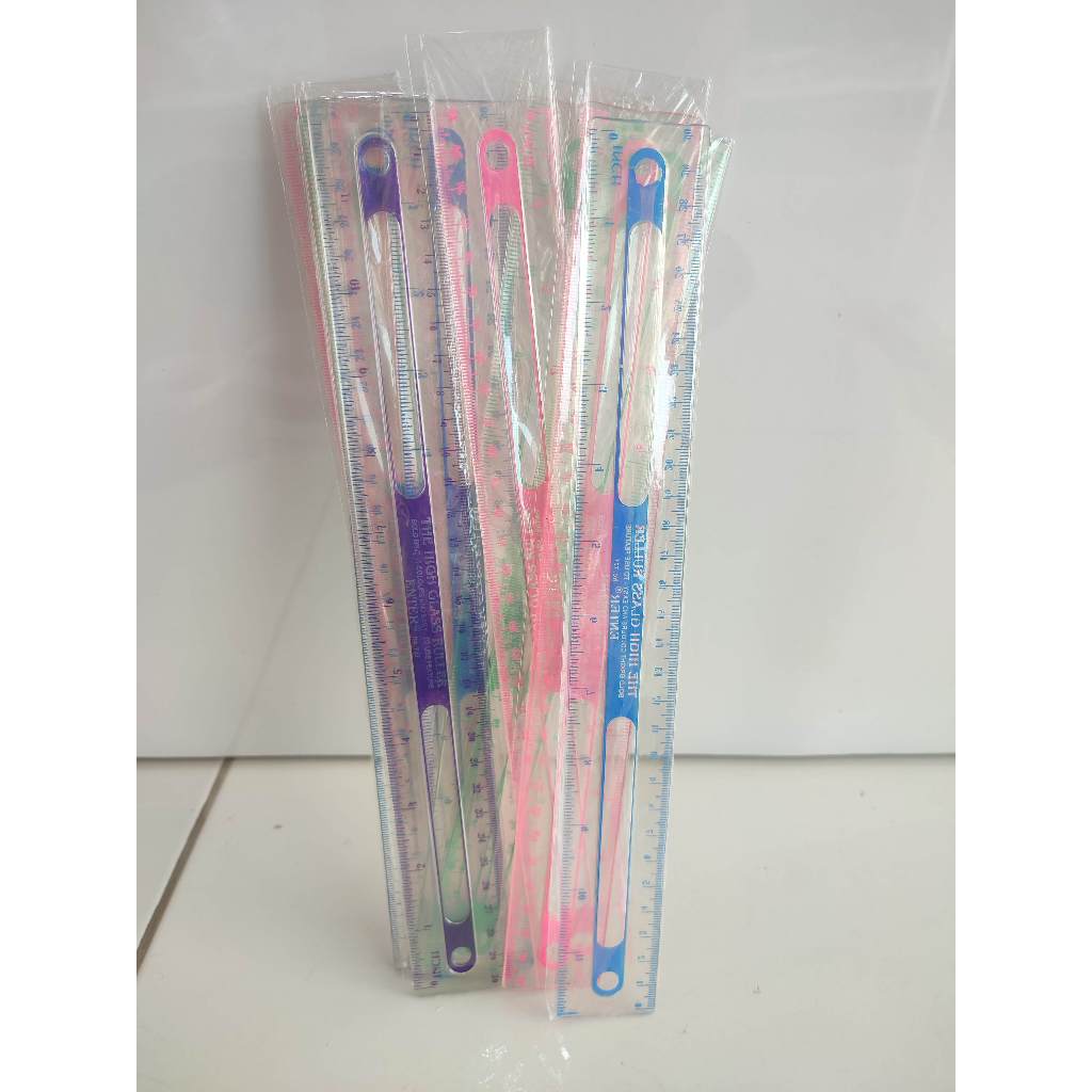 

Penggaris 30 CM dengan Berbagai warna