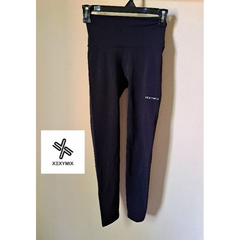 [PRELOVED/THRIFT] XEXYMIX LEGGING SPORT OLAHRAGA WANITA WARNA HITAM