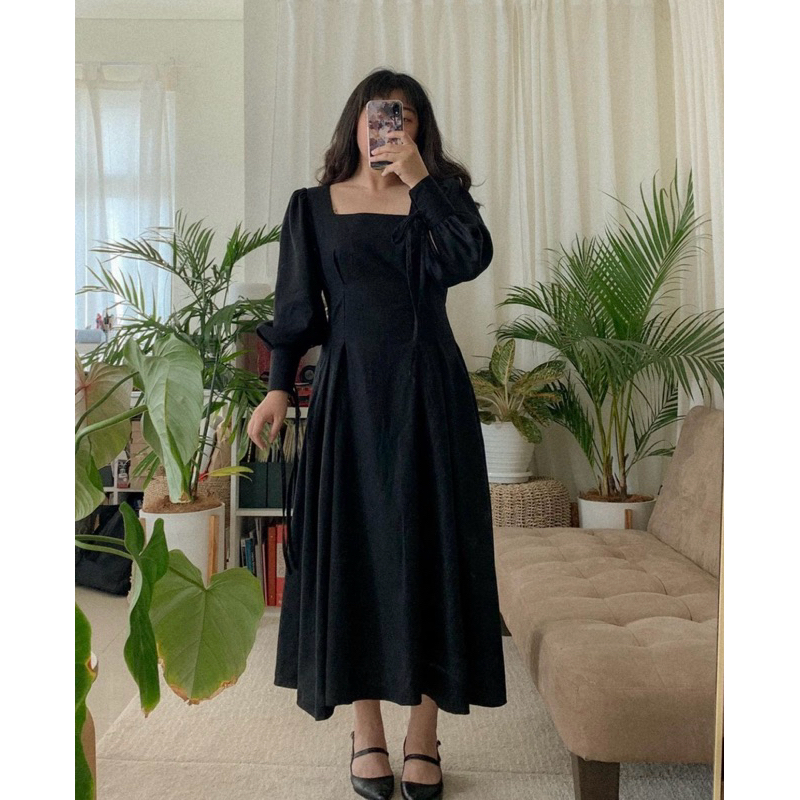 [SALE] STARRY ROMANTIC BLACK DRESS BY I.AM.STARRY