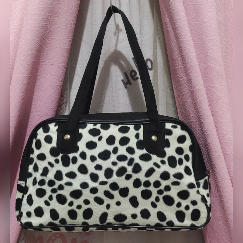 tas handbag bulu. tas handbag preloved