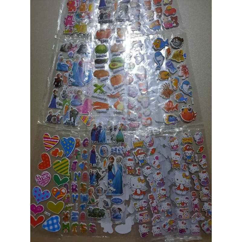 

Stiker Tempel Anak Karakter