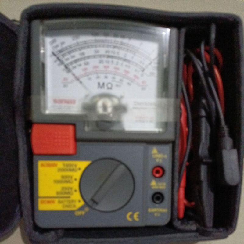 SANWA DM1528S Analog Insulation Tester