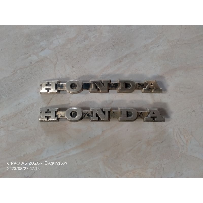 Emblem tangki honda super cup honda c800