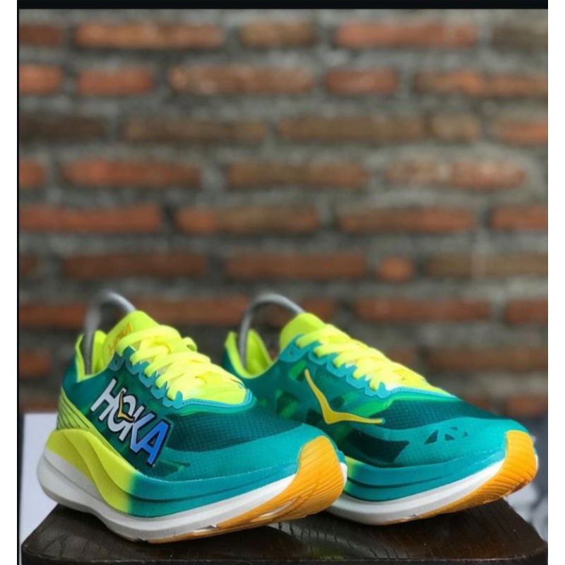 sepatu running hoka rocket x2 second ori