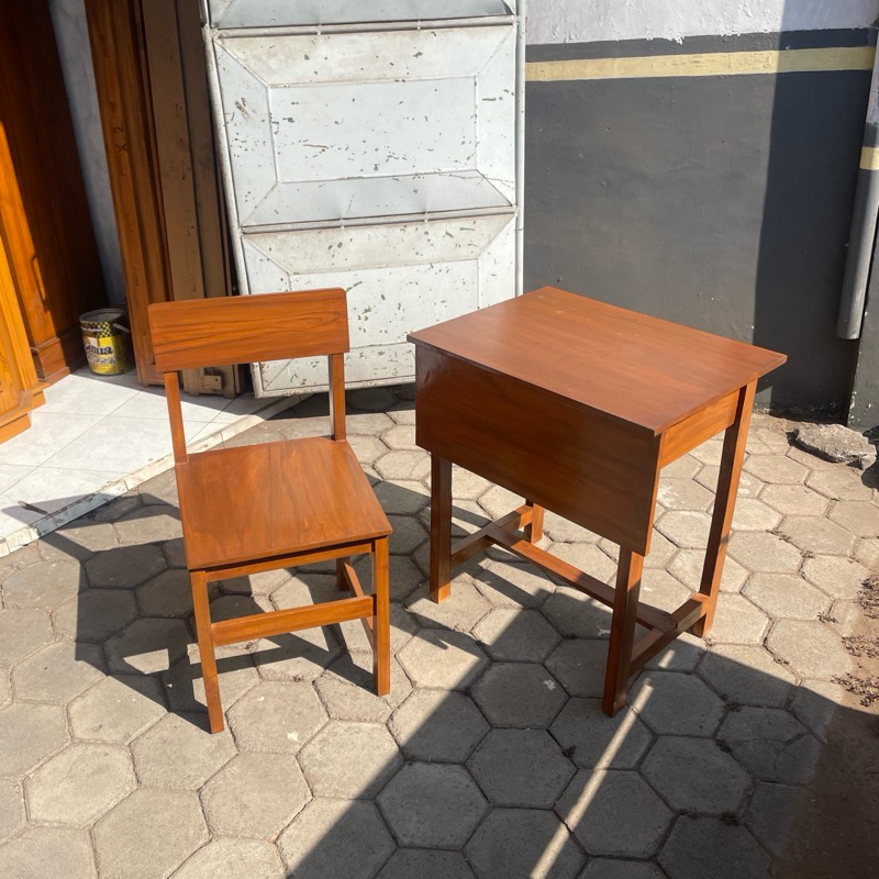 meja dan kursi sekolah jati