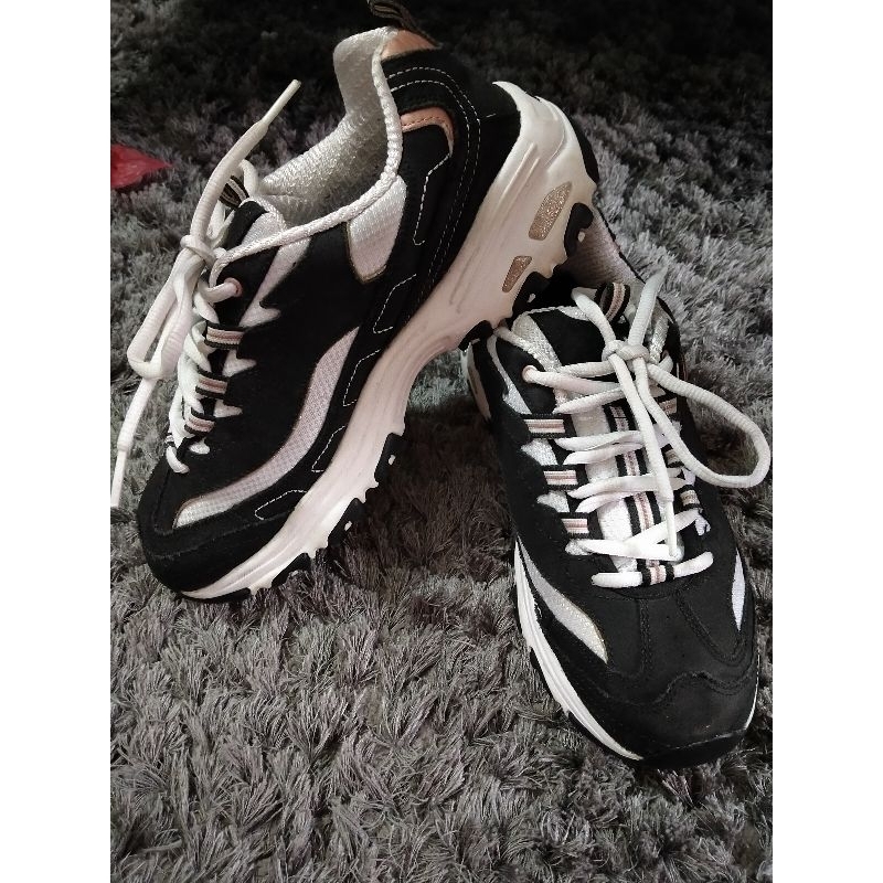 Sepatu Skecher  D'lites size 38