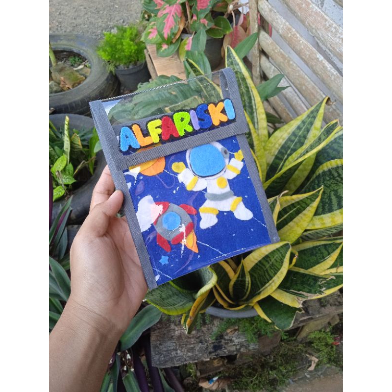 

WADAH BUKU TABUNGAN ANAK COWOK