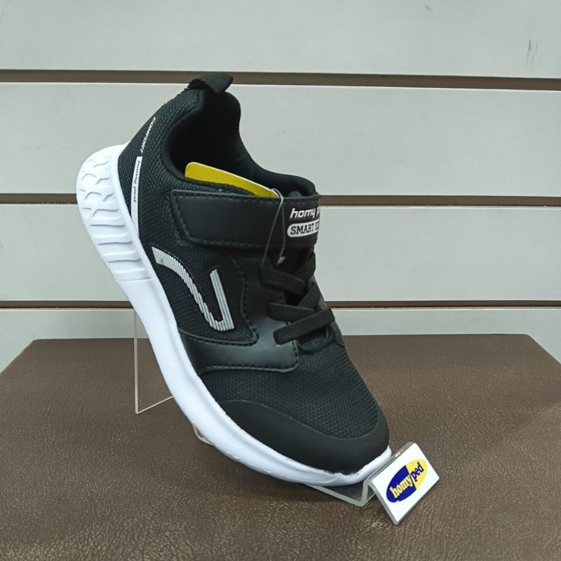 Sepatu sekolah Homyped Man