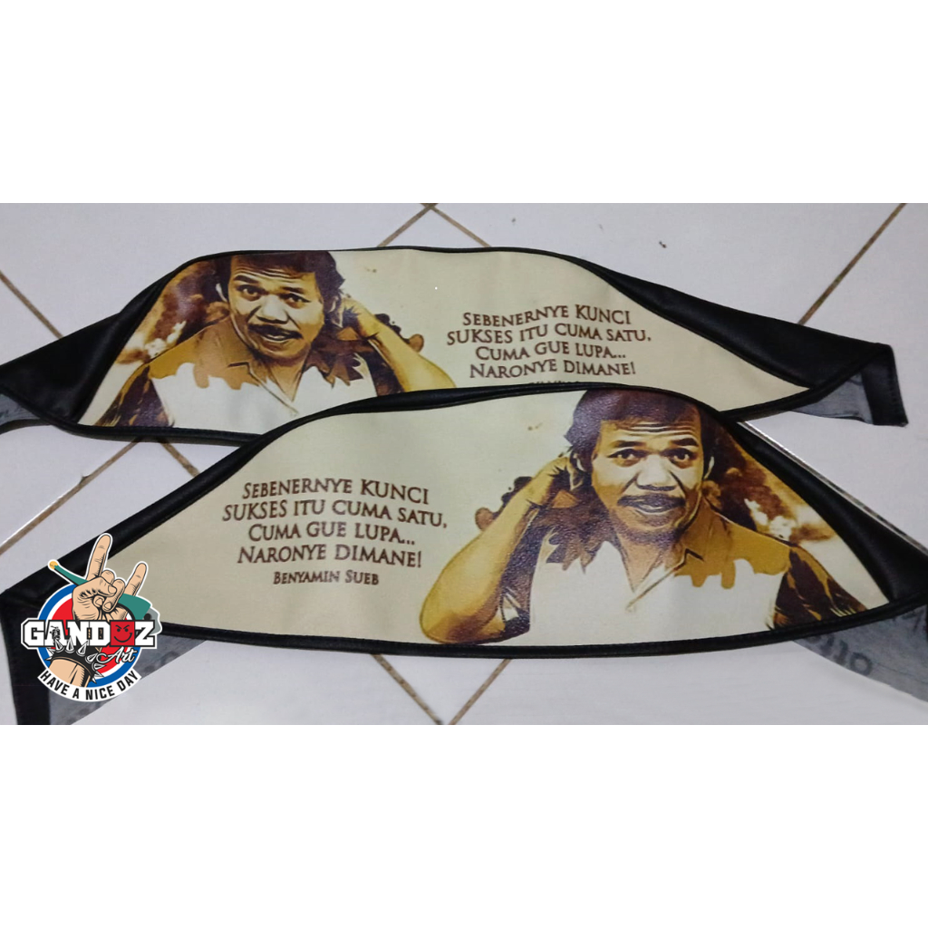 Cover Vespa BENYAMIN SUEB