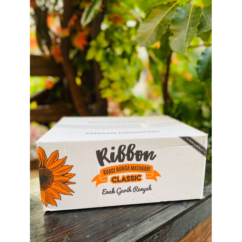 

1 DUS KUACI BUNGA MATAHARI RIBBON 1 DUS ISI 2 PACK ( KUACI RIBBON MANIS )