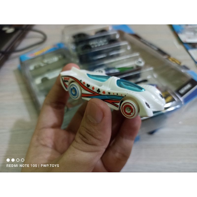 Hot Wheels Batman 5 Pack Power Pistons Harley Quinn TheJoker