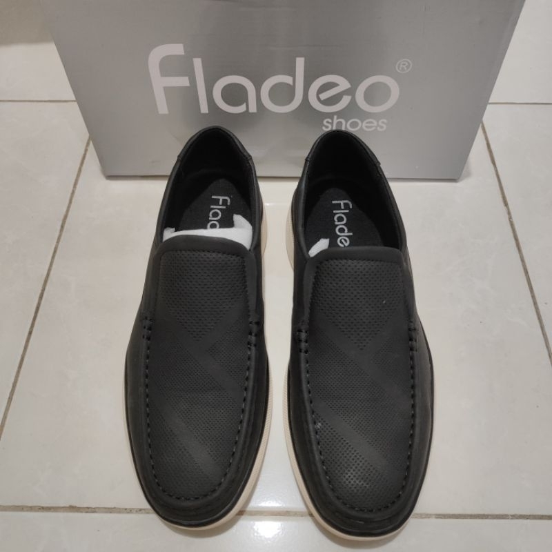 fladeo sepatu pria preloved