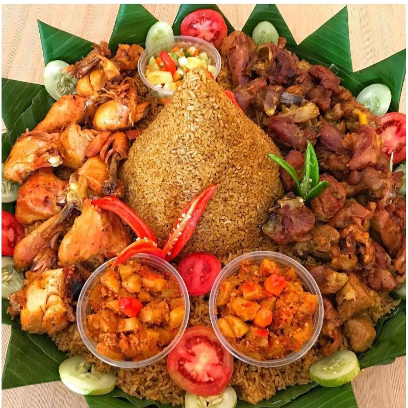 

TUMPENG KEBULI