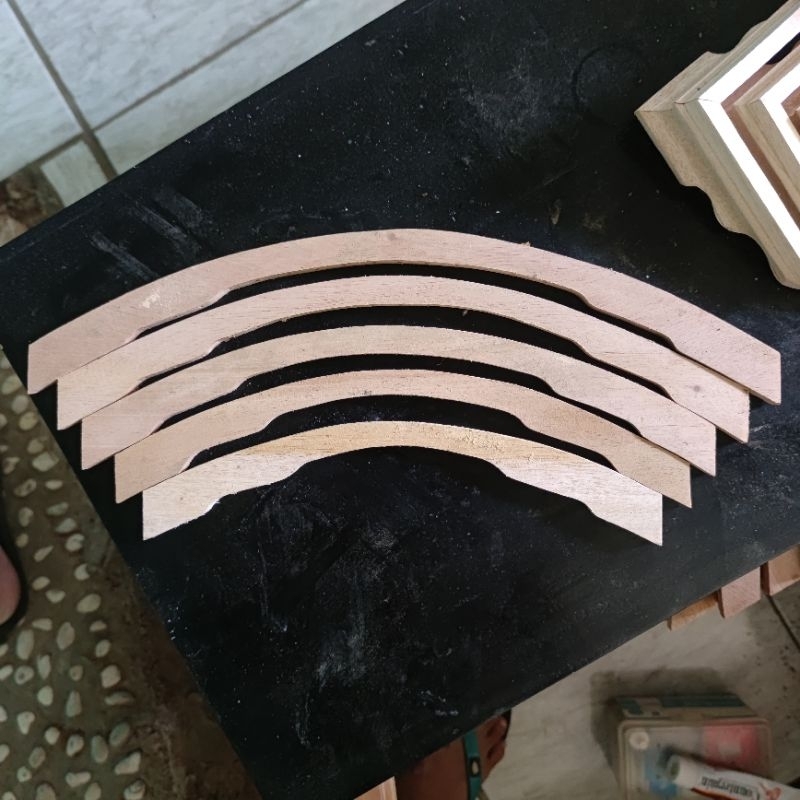 Plengkung sangkar Ambrukan