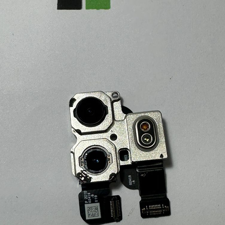 KAMERA BELAKANG IPAD PRO 12.9 GEN 4