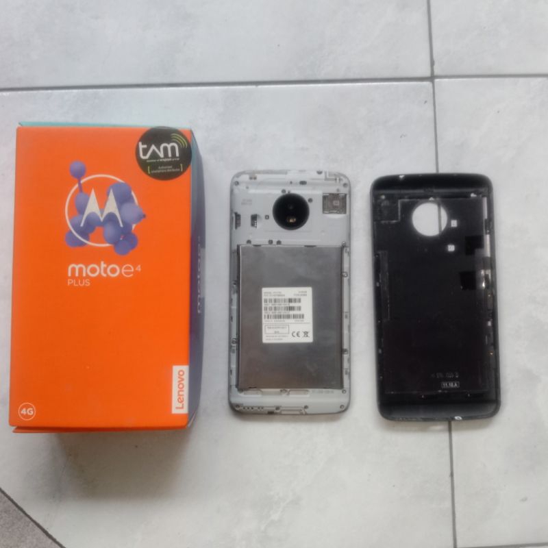 LCD Original Motorola E4 Plus Copotan + Bonus