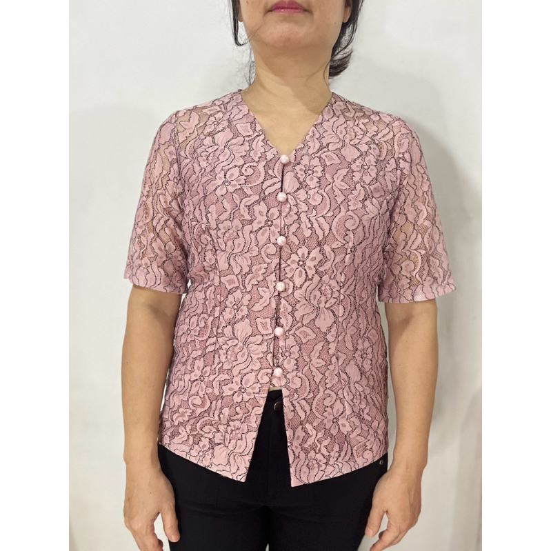 Blouse Brokat Halus Pink Salem Motif Kebaya