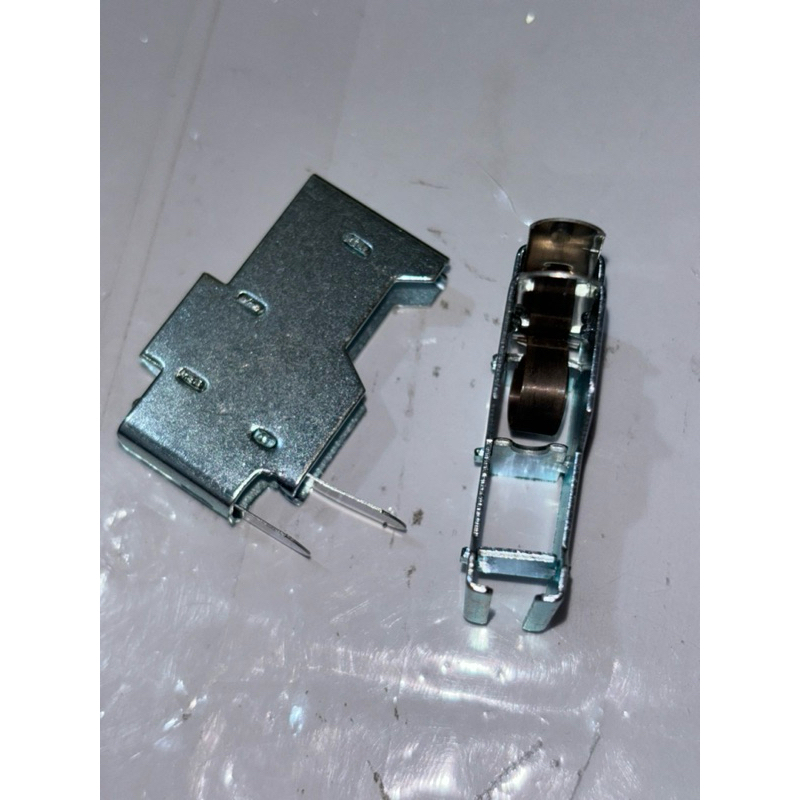 Holder Brush Rumah carbon kul arang arang dinamo alternator genset ST3kw ST5kw ST7, 5kw ST10kw  ST15